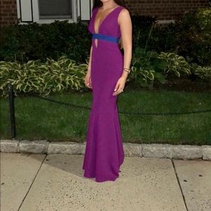 Gorgeous dress I wore it once ...